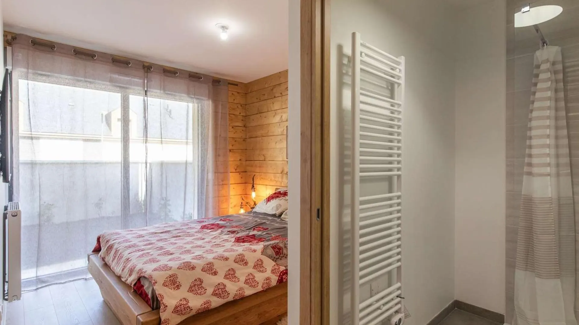 Lodge Neuf Avec Grande Terrasse Et Equipement Haut De Gamme - Fr-1-401-292 Cauterets Apartment