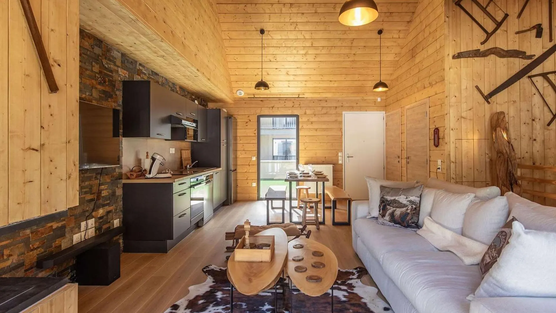 Apartment Lodge Neuf Avec Grande Terrasse Et Equipement Haut De Gamme - Fr-1-401-292 Cauterets
